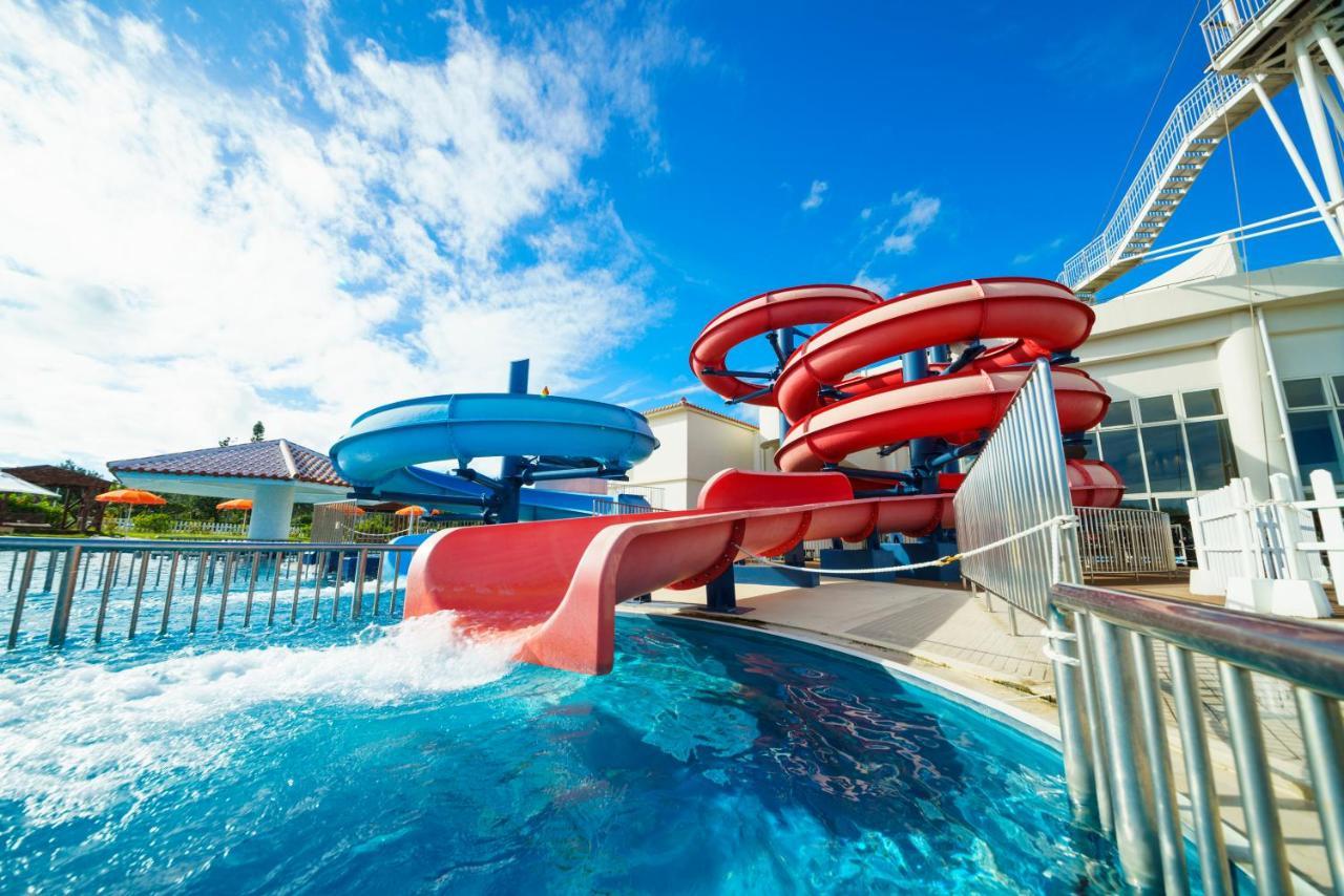 Sheraton Okinawa Sunmarina Resort Onna Eksteriør billede