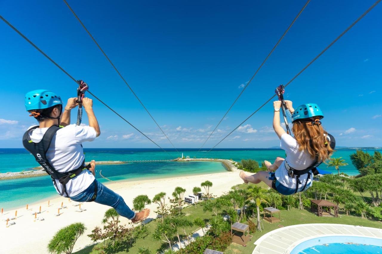 Sheraton Okinawa Sunmarina Resort Onna Eksteriør billede