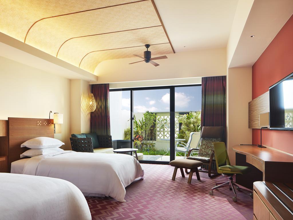 Sheraton Okinawa Sunmarina Resort Onna Eksteriør billede