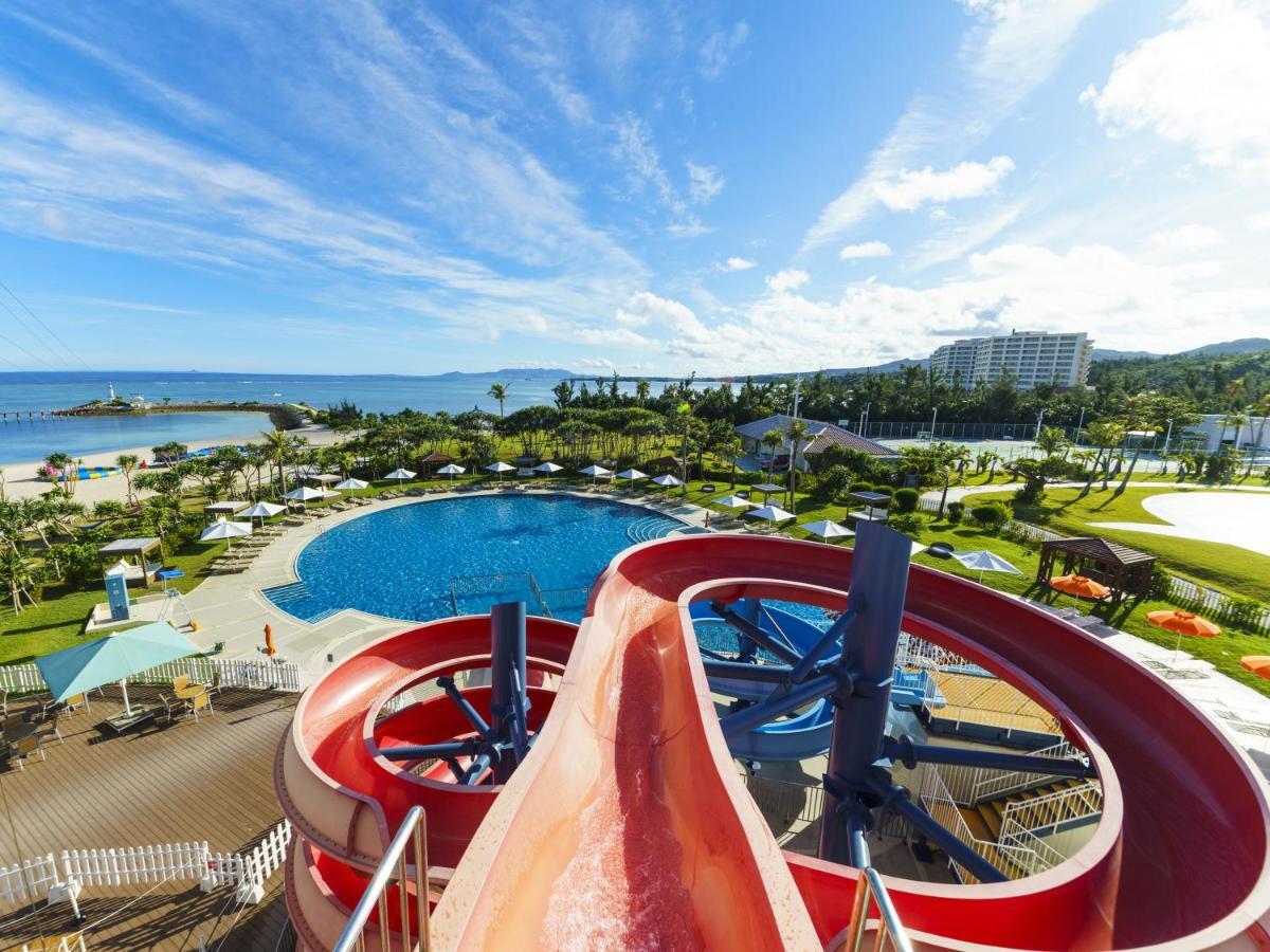 Sheraton Okinawa Sunmarina Resort Onna Eksteriør billede